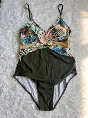 New In Packaging Zando Mesh Floral One Piece Swimsuit Size XL
